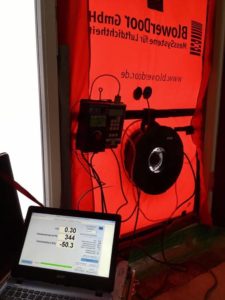 Luftdichtheitsmessung und Gebäudethermografie – Projektfoto 3